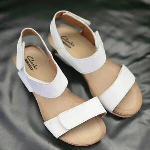 CLARKS Collection  WHITE Faux Leather Strappy Platform Wedge Sandals Sz 6.5 US